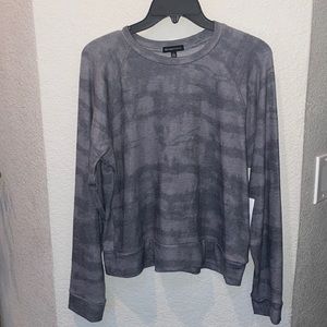 Beyond Yoga Favorite Raglan Crew Neck Pullover Size Large NWT